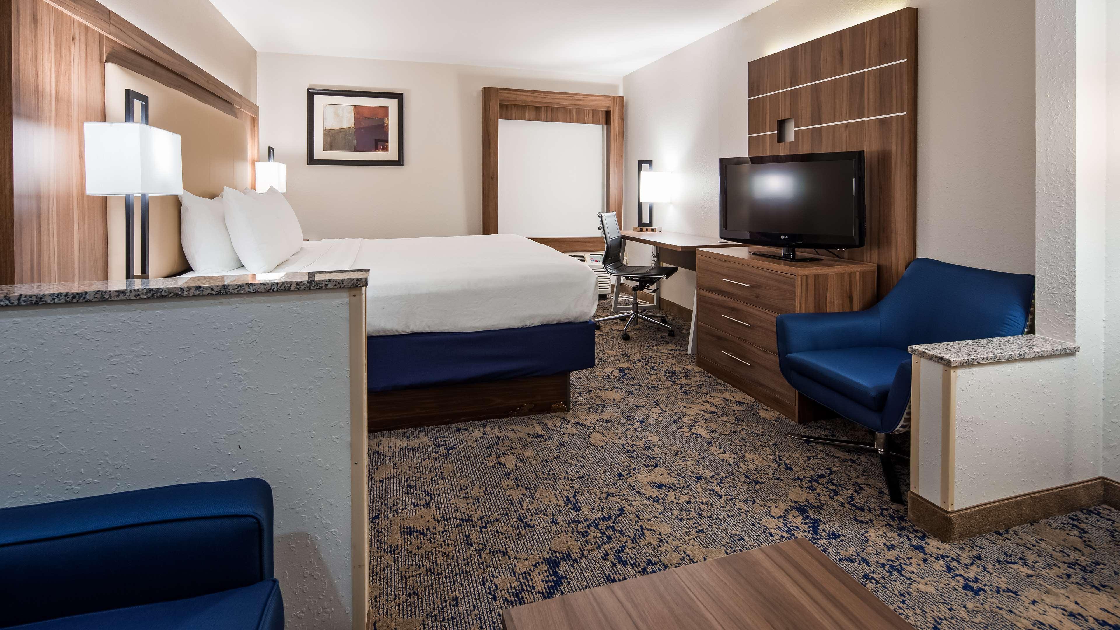 Best Western Plus Kansas City Airport - Kci East Екстериор снимка