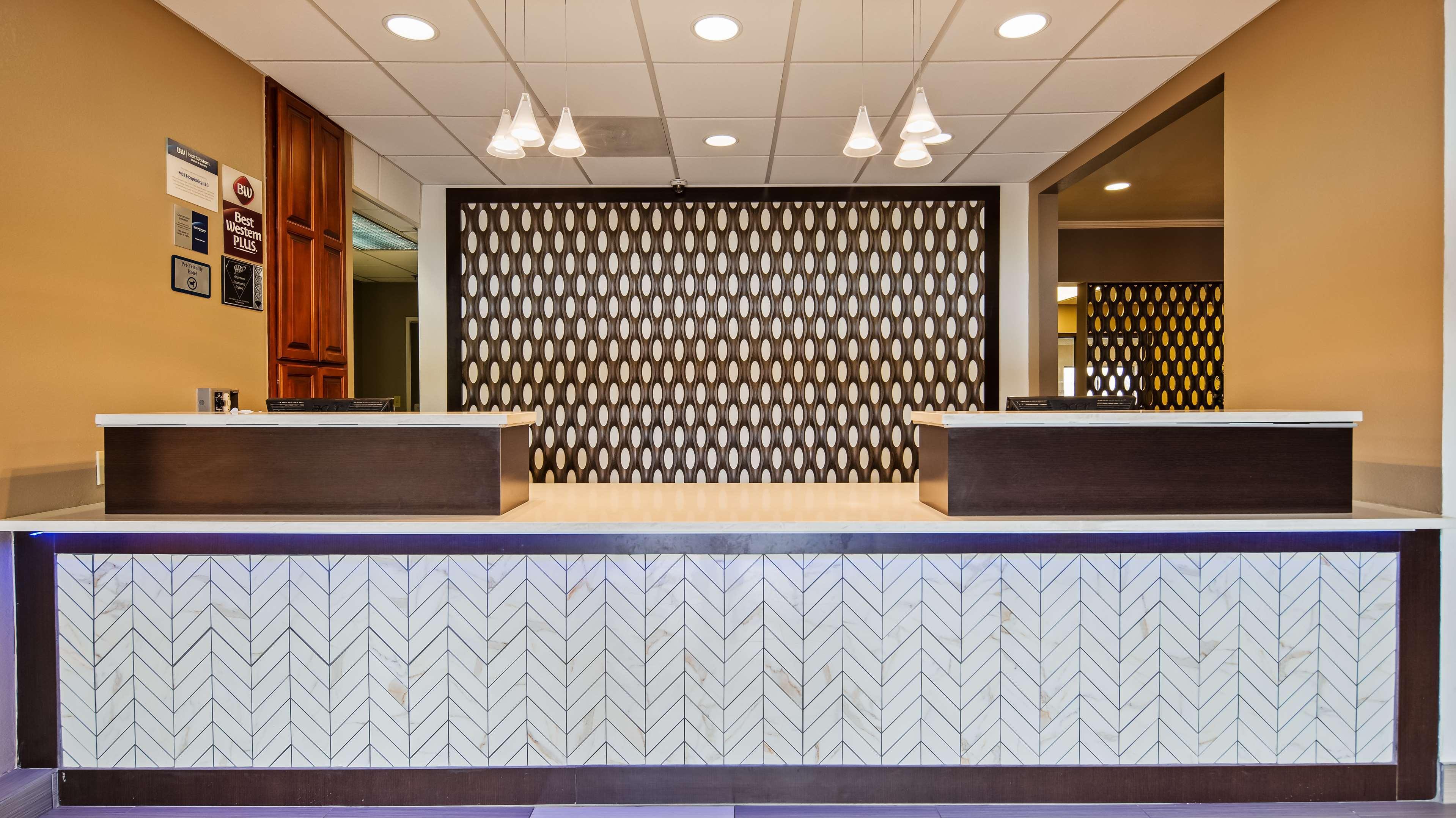 Best Western Plus Kansas City Airport - Kci East Екстериор снимка