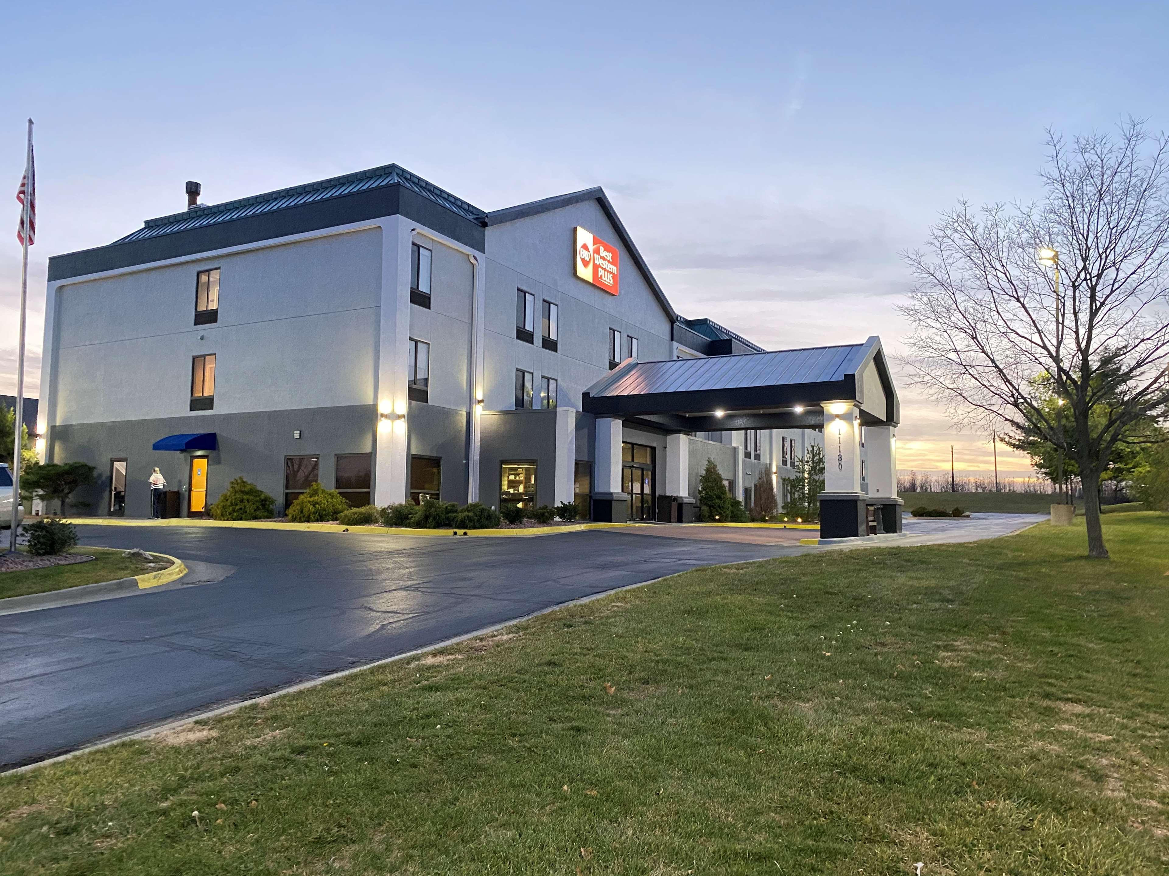 Best Western Plus Kansas City Airport - Kci East Екстериор снимка