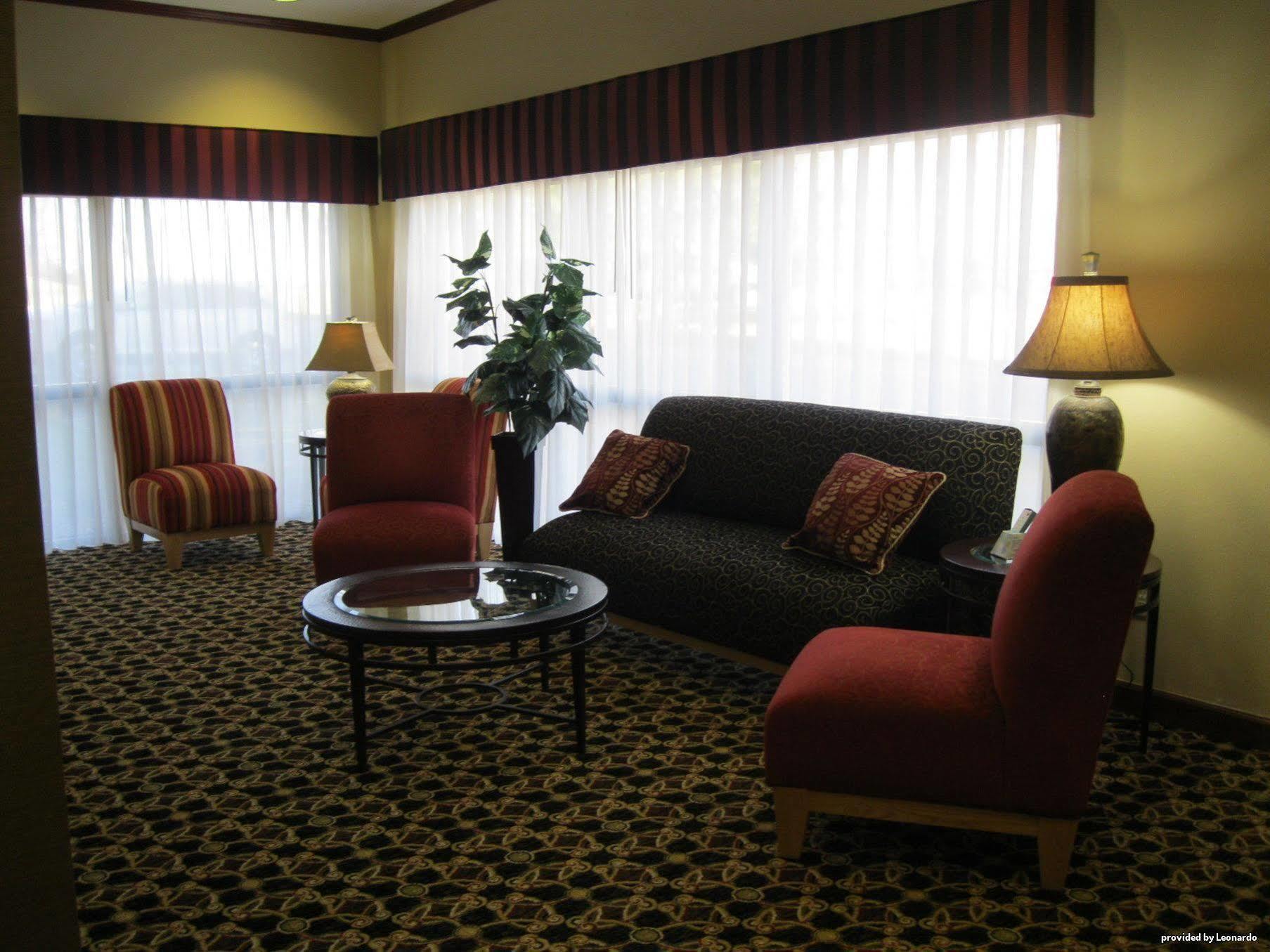 Best Western Plus Kansas City Airport - Kci East Екстериор снимка