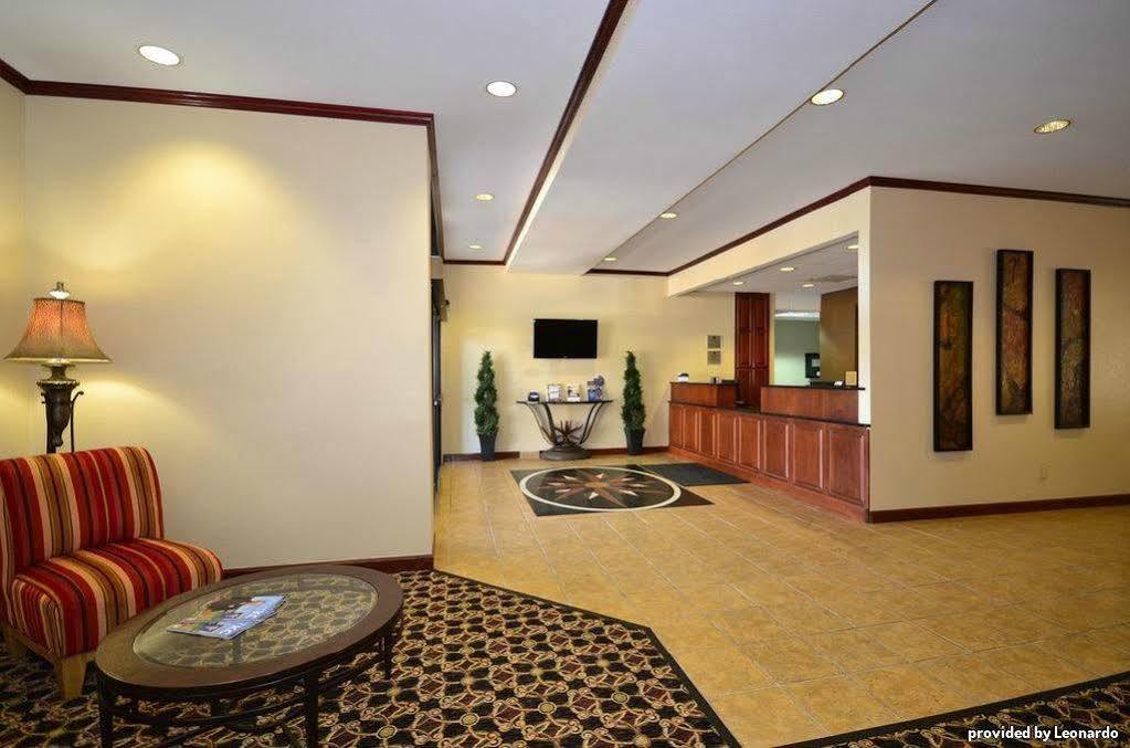 Best Western Plus Kansas City Airport - Kci East Екстериор снимка