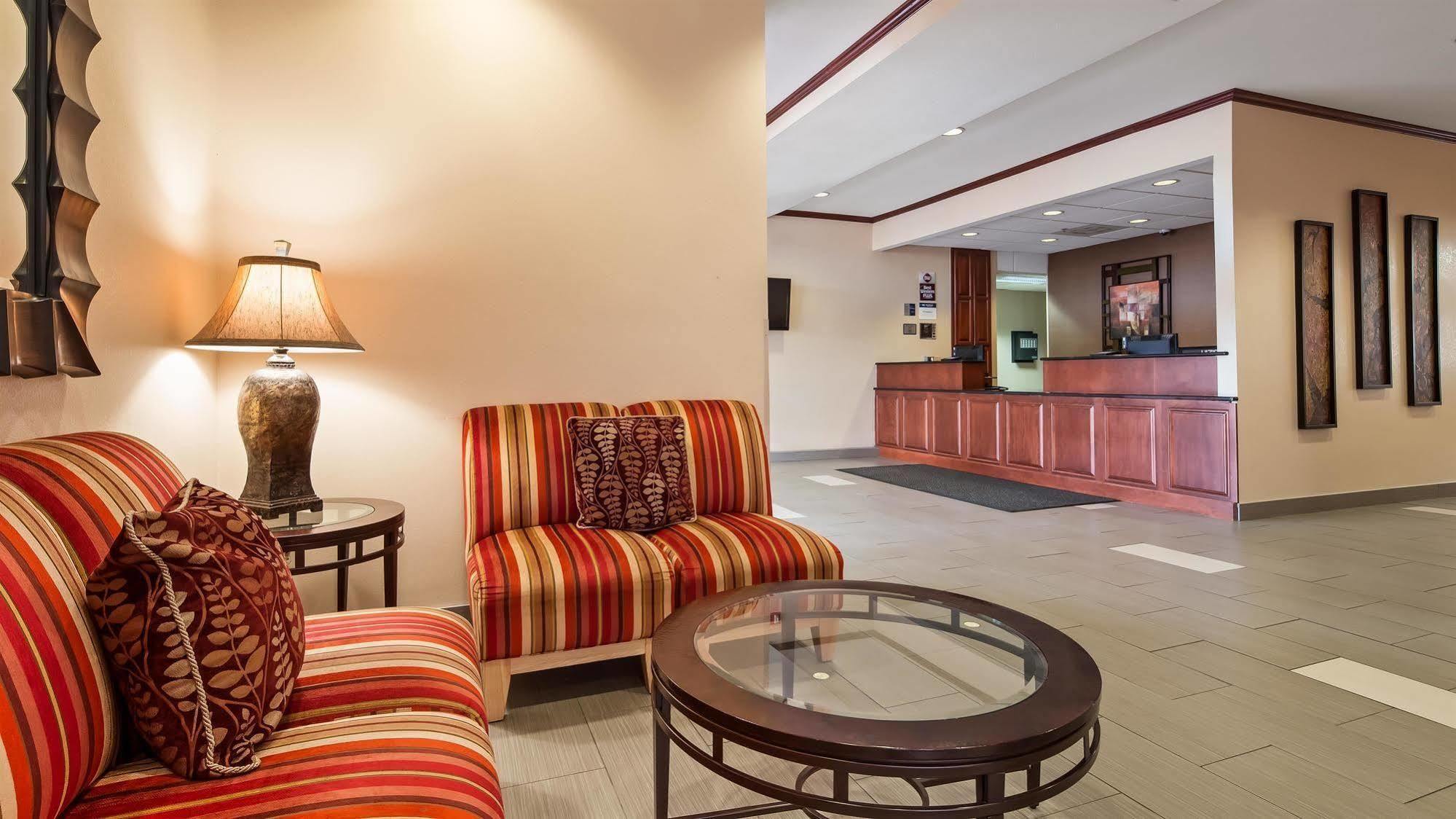 Best Western Plus Kansas City Airport - Kci East Екстериор снимка